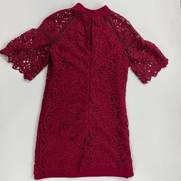 Laundry by Shelli Segal Origami Venise Lace Dress - 4 - Picture 4 of 12